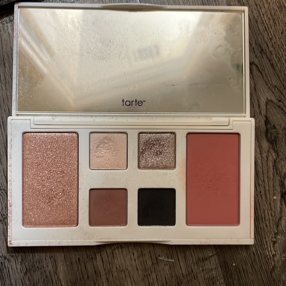 Tarte makeup pallets - Picture 2 of 5